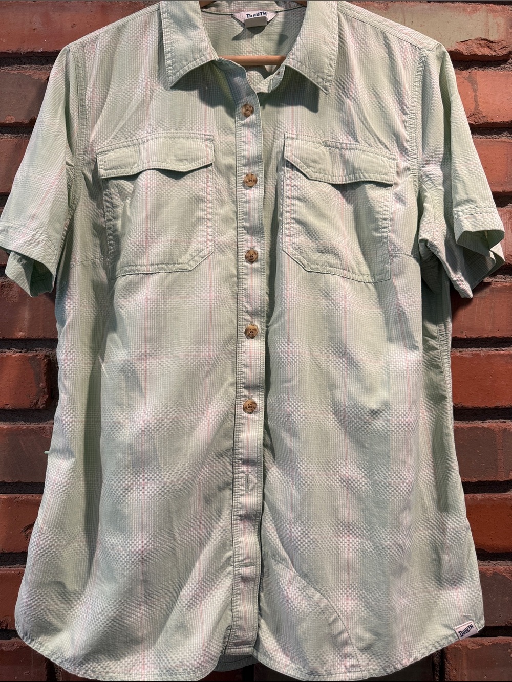 Duluth Trading Co Light Mint Green Short-Sleeve Button-Down Shirt